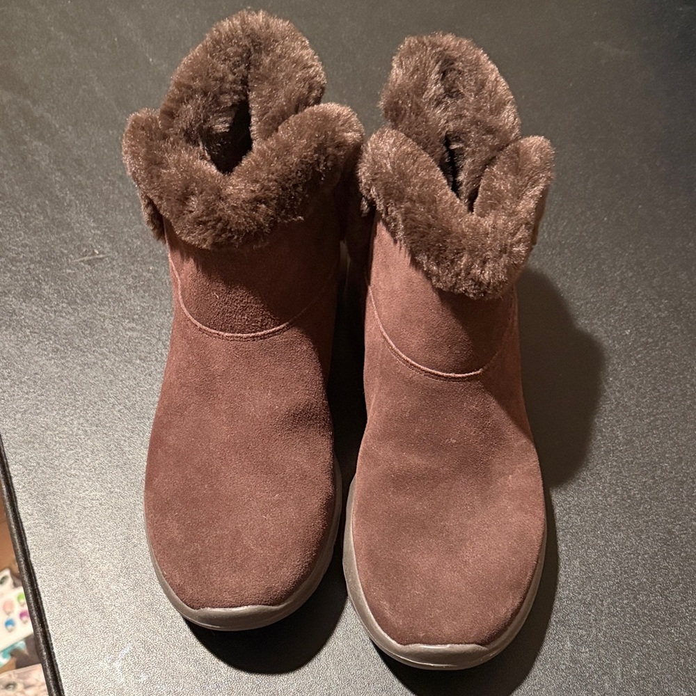 Skechers Women's Chocolate Fur-Lined Ankle Boots